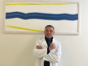 Foto del medico DR MONTES